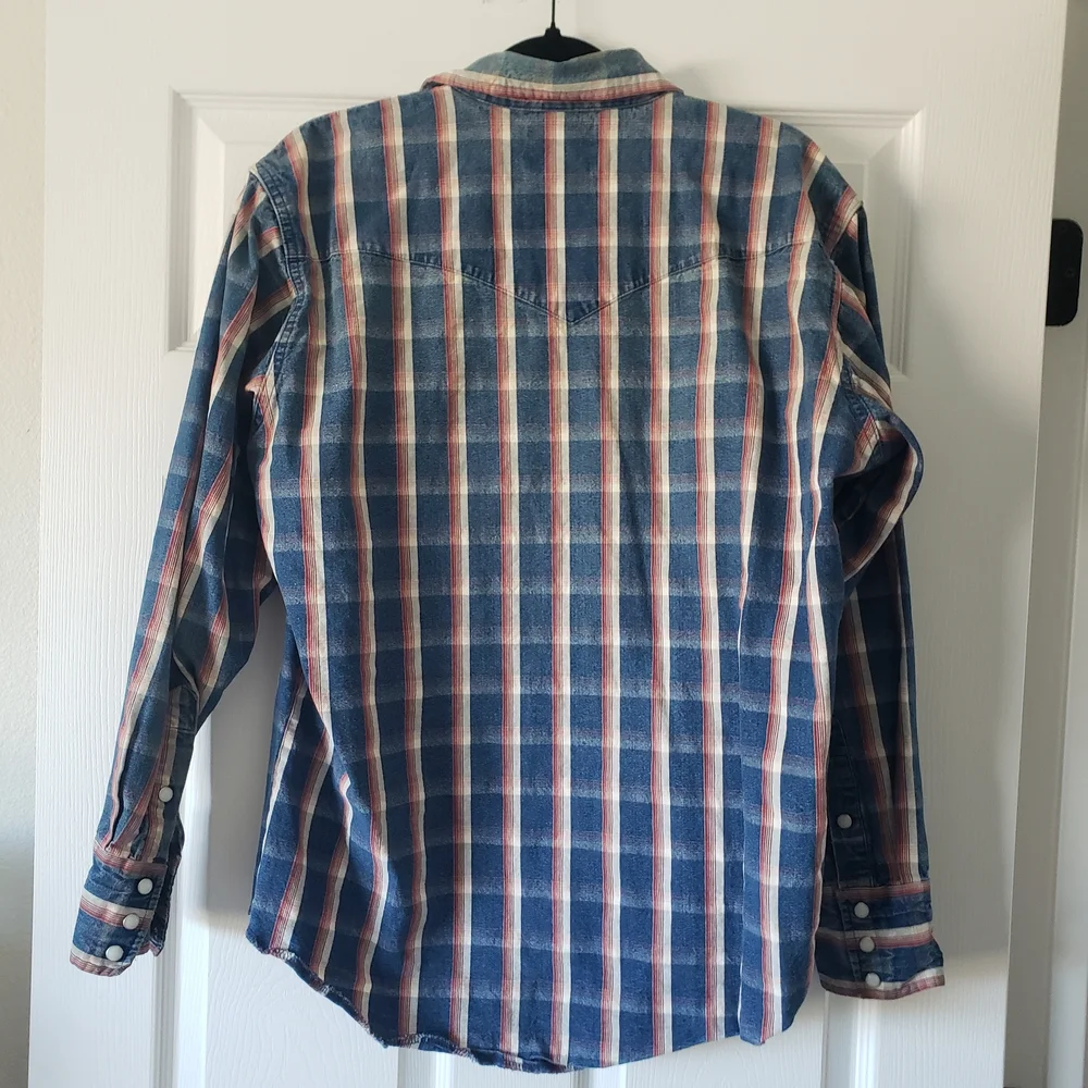 Slim Fit LRG Wrangler Mens Red White Blue Denim Plaid Button Up Western Shirt - Picture 6 of 14